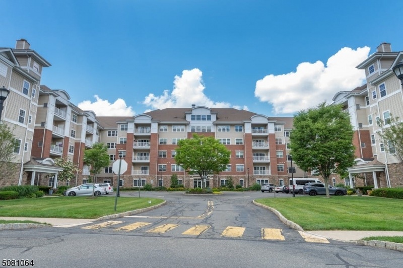 4216 Warrens Way, Wanaque, NJ 07465 - photo 1