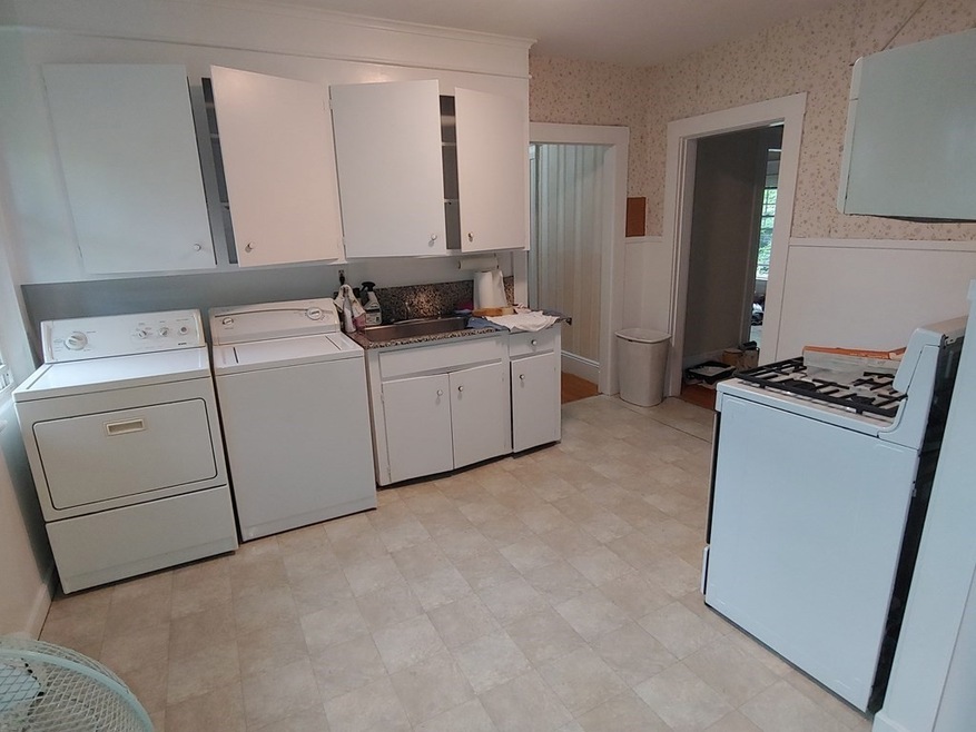 5 Cutler Ave unit 2, Cambridge, MA 02138 - photo 1