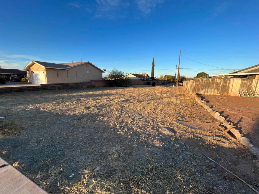 1220 S Florida Ave, Alamogordo, NM 88310 - photo 1