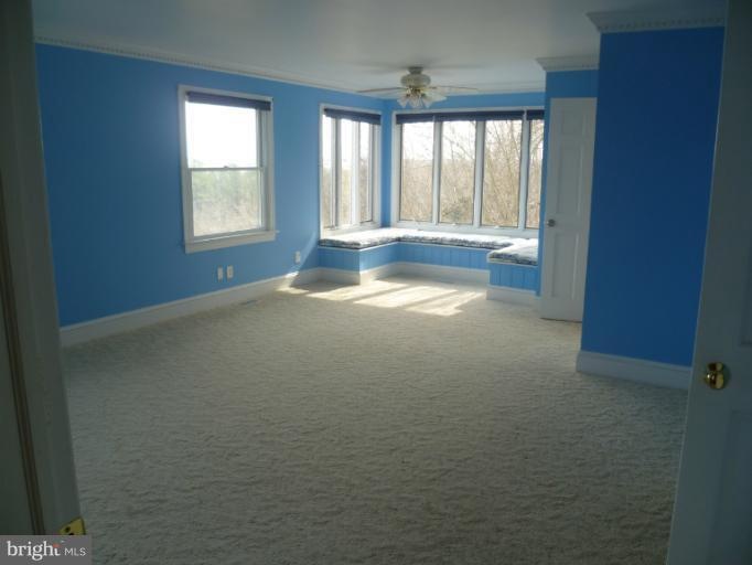 2971 N Independence Dr, Montross, VA 22520 - photo 1