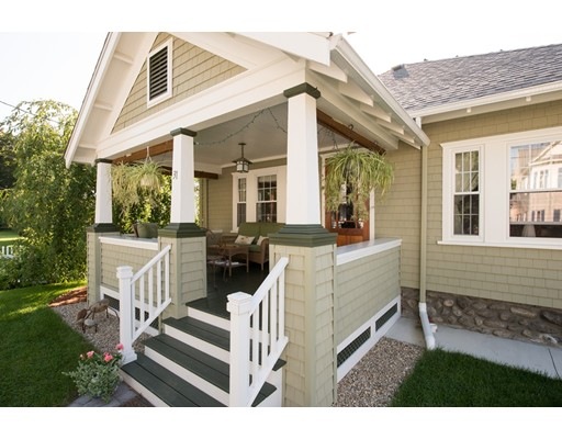 31 Sycamore St, Lowell, MA 01852 - photo 1