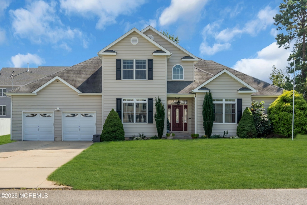 908 Englemere Blvd, Toms River, NJ 08757 - photo 1