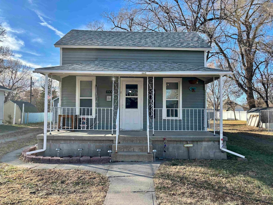 600 S 2nd St, Norfolk, NE 68701 - photo 1