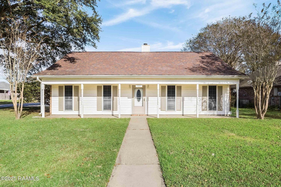 101 Meadow Glen Dr, Youngsville, LA 70592 - photo 1