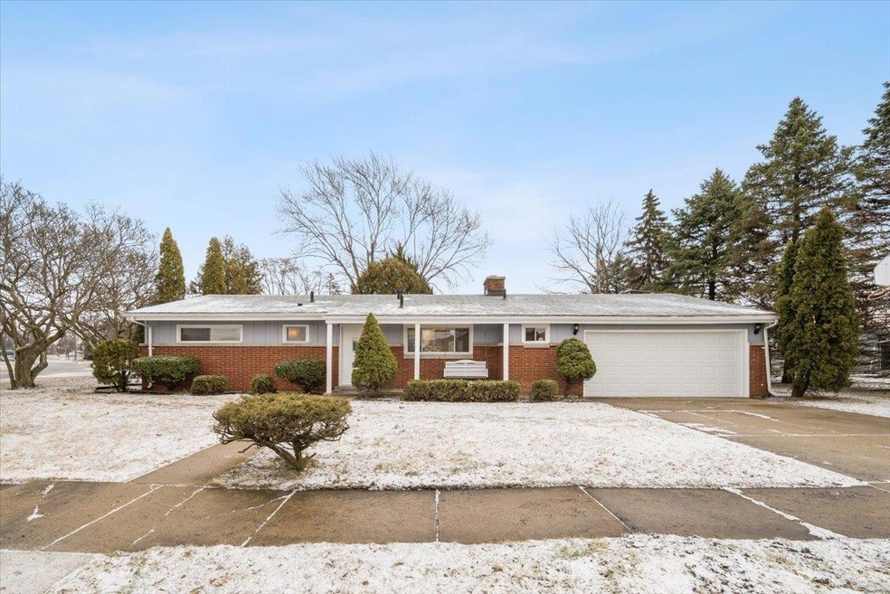 5501 Jefferson Place, Merrillville, IN 46410 - photo 1