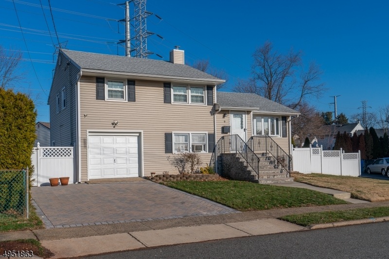 9 Penn St, Fords, NJ 08863 - photo 1