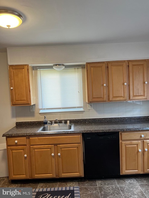 Sold $266,000 • Co-Listing Agent