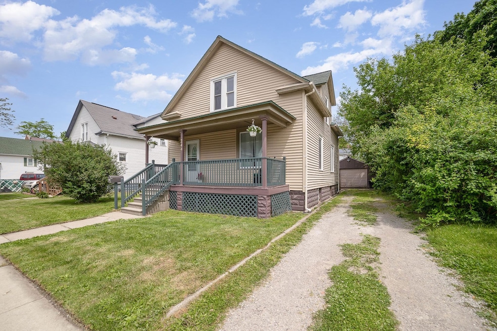 244 N Jackson St, Bay City, MI 48708 - photo 1