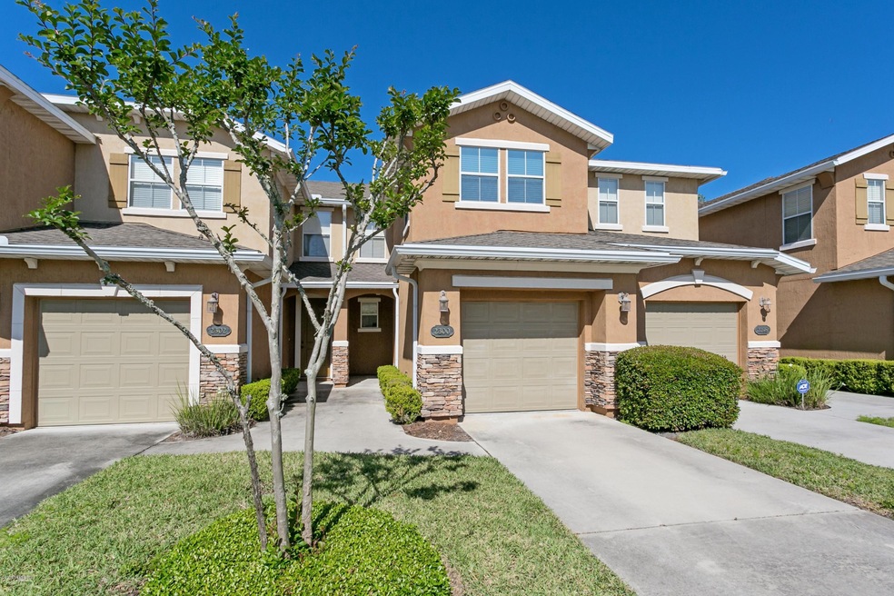 2300 Sunset Bluff Dr, Jacksonville, FL 32216 - photo 1
