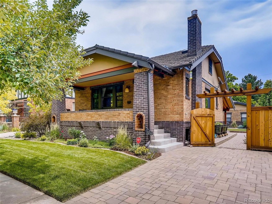 Welcome To this Park Hill Home~!