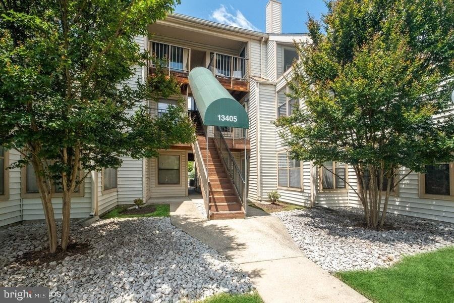 13405 Shady Knoll Dr unit 210, Silver Spring, MD 20904 - photo 1