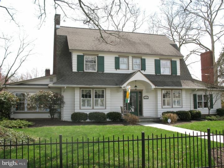 126 Washington St, Woodstown, NJ 08098 - photo 1