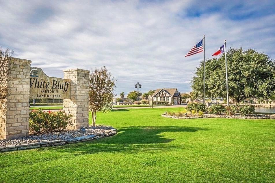 39011 Quail Run Rd, Whitney, TX 76692 - photo 1