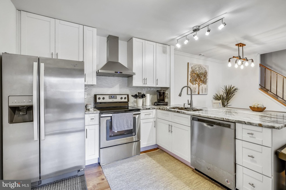 5837 Harness Ct, Columbia, MD 21044 - photo 1