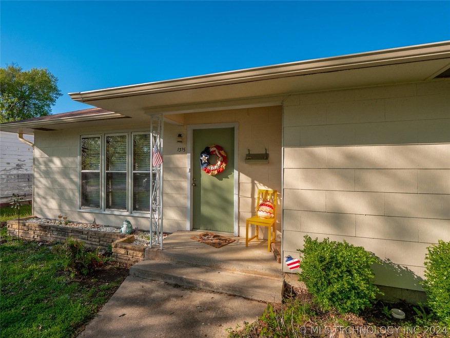 1315 Wichita Ave, McAlester, OK 74501 - photo 1
