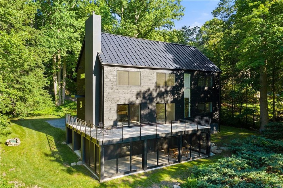 Sold $1,680,000 • Co-Listing Agent