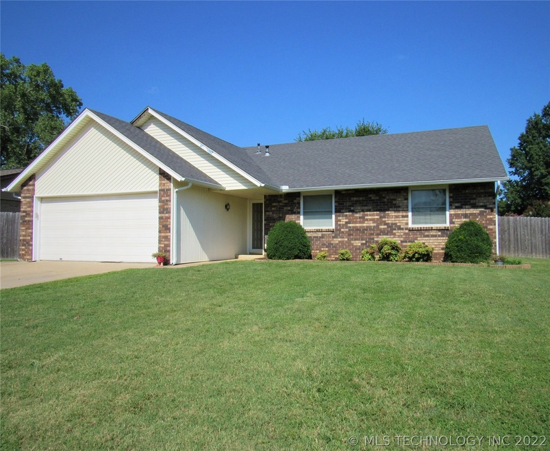 1301 S 29th St, Broken Arrow, OK 74014 - photo 1