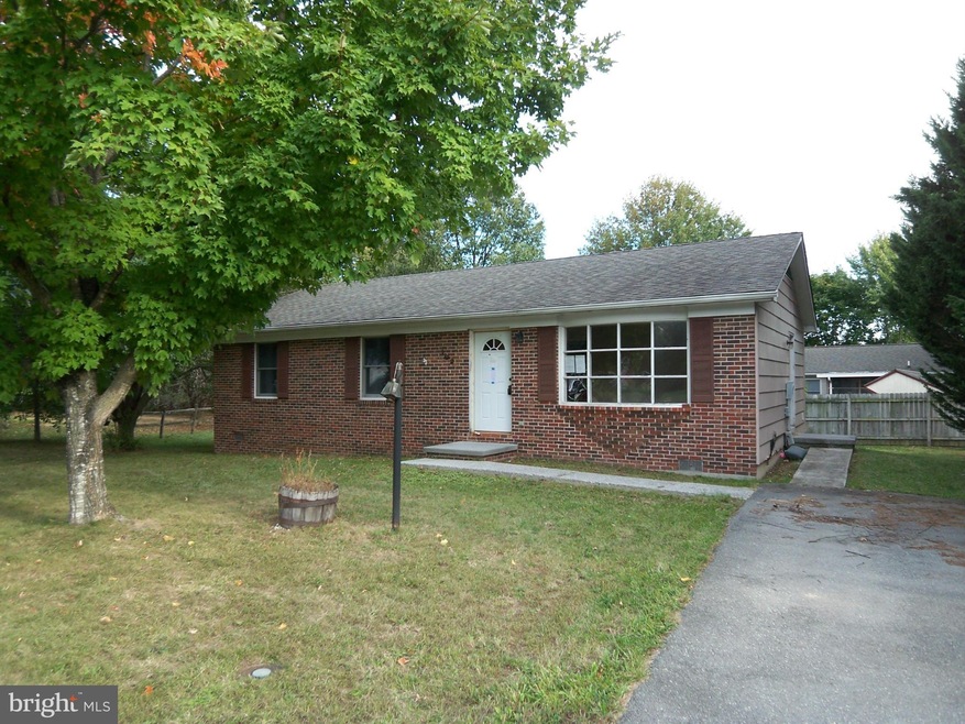 102 Sugar Creek Ct, Stephens City, VA 22655 - photo 1