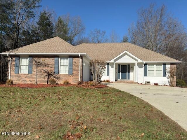 14 Brooks Ln, Crossville, TN 38558 - photo 1