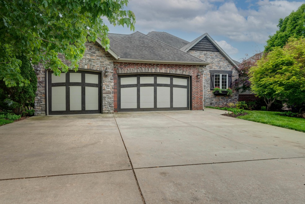 846 E Grafton Dr, Nixa, MO 65714 - photo 1