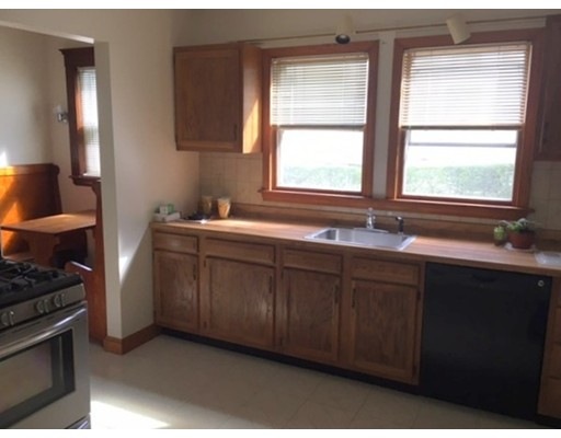 33 N Crescent Circuit unit 35, Brighton, MA 02135 - photo 1