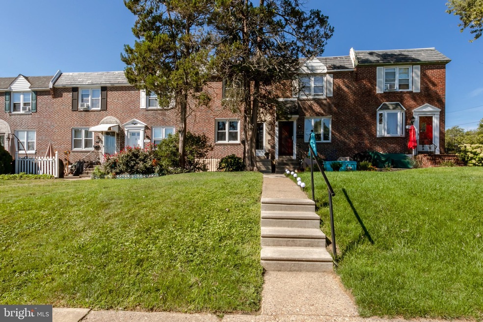 905 Maple Ave, Glenolden, PA 19036 - photo 1