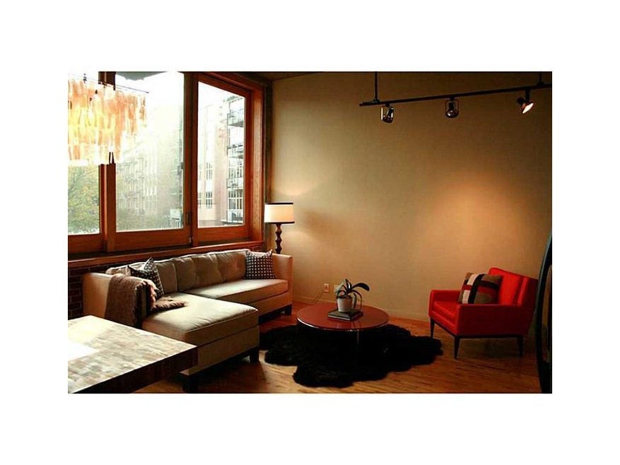Loft. Glen Iris Lofts Amazing 16ft Ceilings and Ex