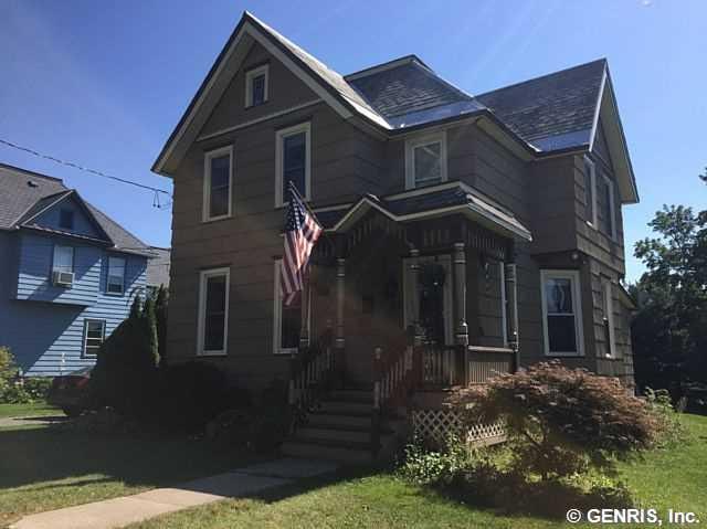 Exterior Front Welcome to 69 East Main St in Histo