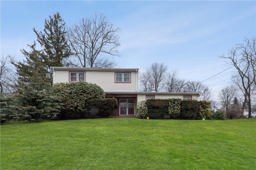 13 Flint Dr, Spring Valley, NY 10977 - photo 1