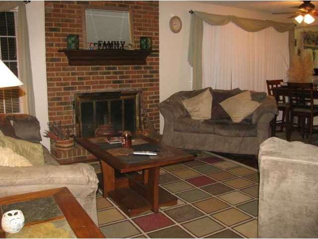 Den/Family/Great Room. Open floor plan and great n