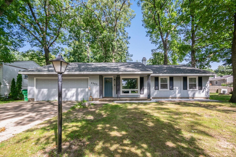 2265 E Fair Oaks Dr photo 22