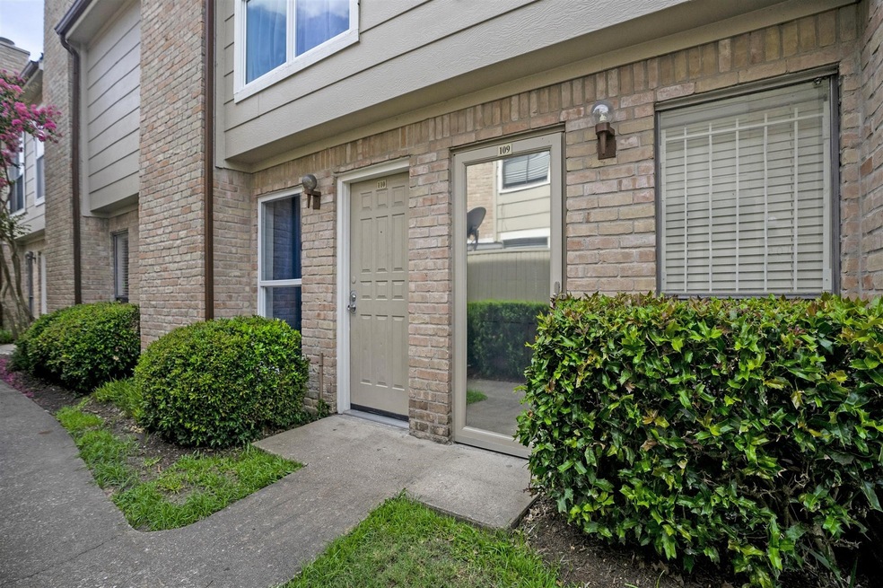2100 Wilcrest Dr Unit 109 - Your new home :)