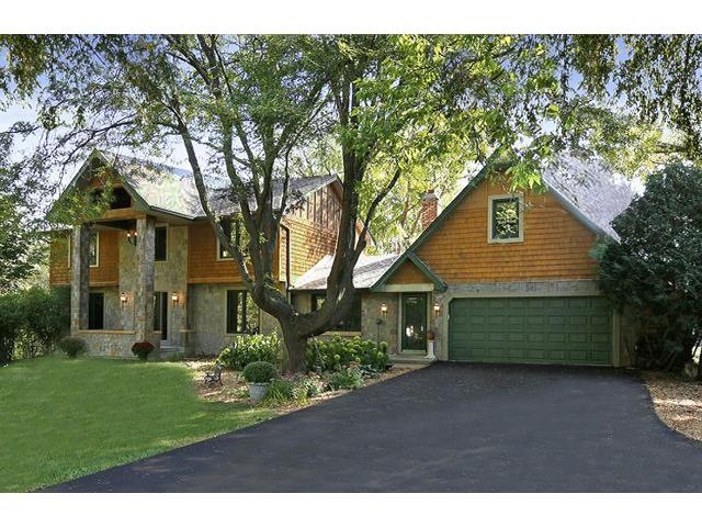 Distinctive curb appeal enhances the extensive lan