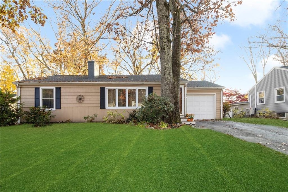 48 Darling St, Warwick, RI 02886 - photo 1