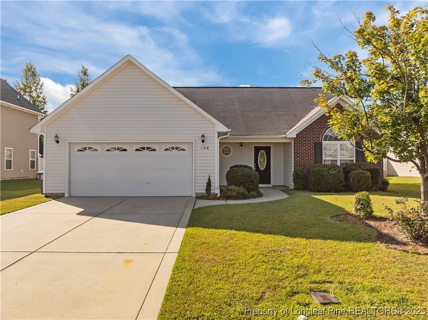 154 Audubon Dr, Raeford, NC 28376 - photo 1