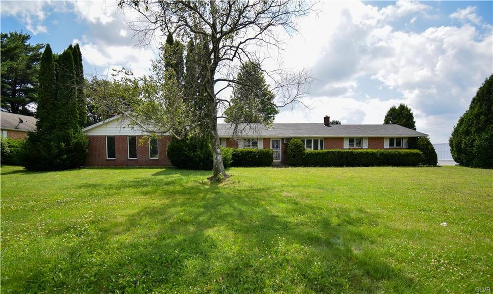 103 Mahanoy Ave, Tamaqua, PA 18252 - photo 1