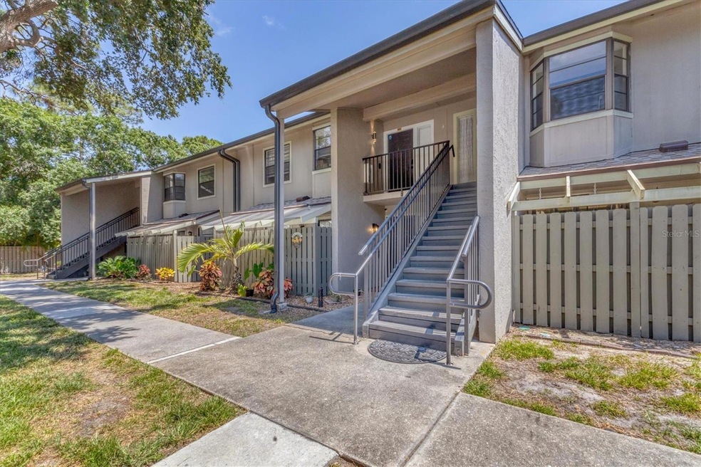 5611 Summer Side Ln unit 46B, Sarasota, FL 34231 - photo 1