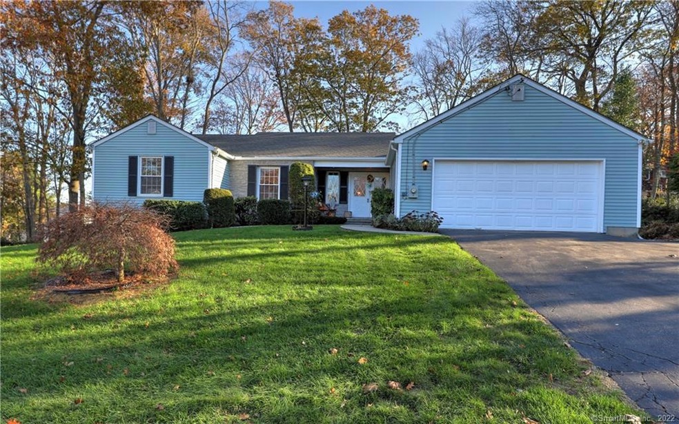 37 Stoneybrook Rd, Naugatuck, CT 06770 - photo 1