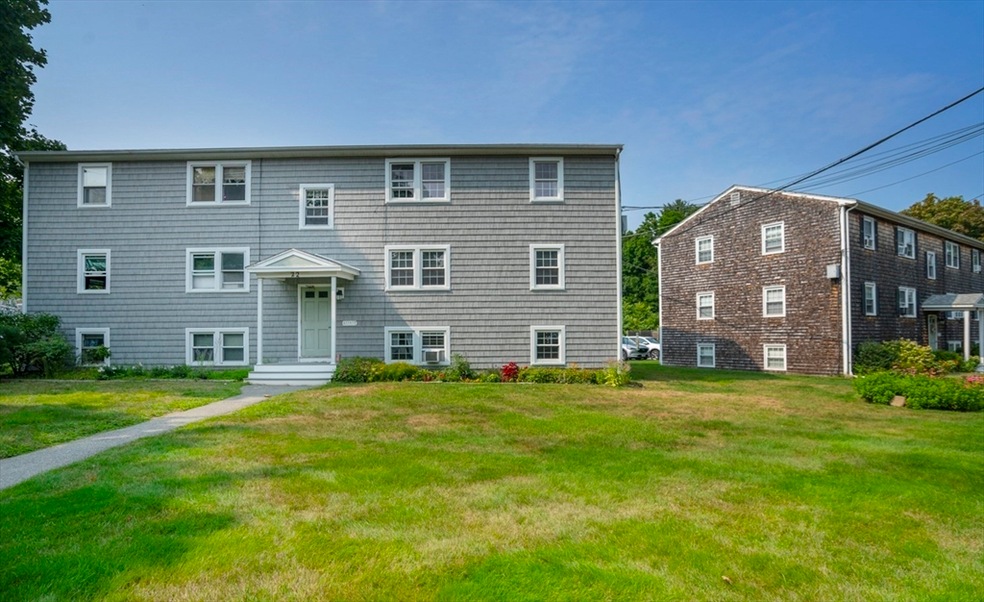 22 Beacon Ave unit 2, Newburyport, MA 01950 - photo 1