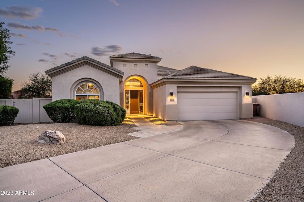 8201 E Hoverland Rd-1