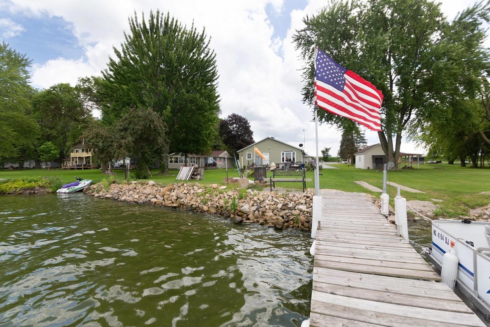 w11086-glen-dr-beaver-dam-003