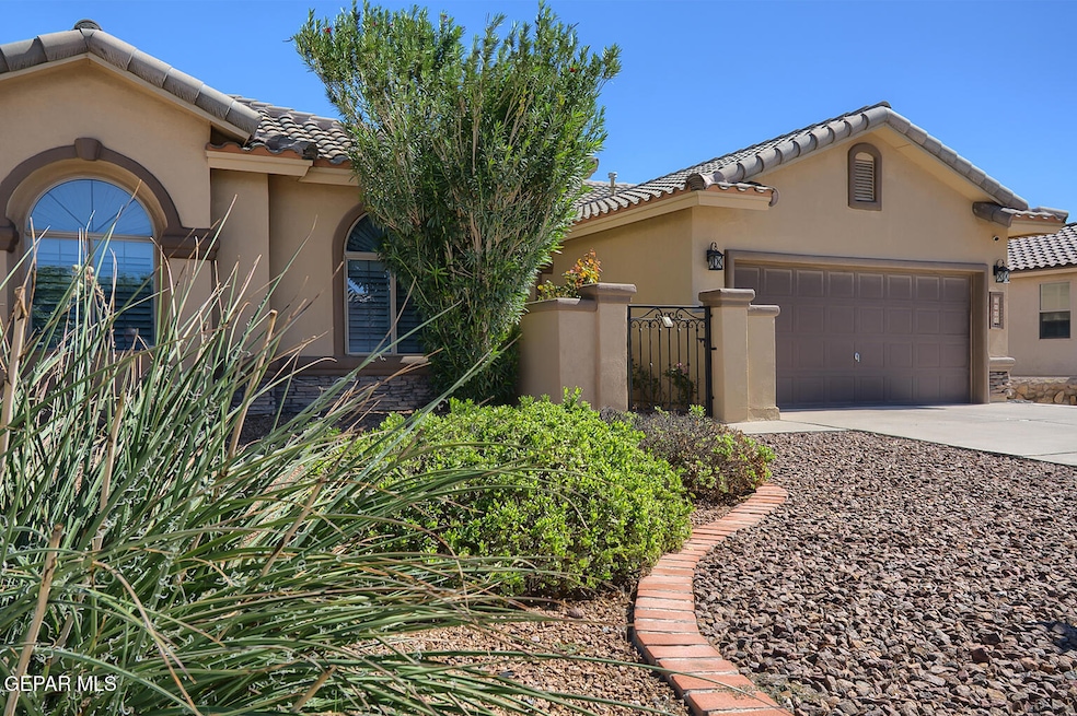 For Sale $462,000 • Co-Listing Agent