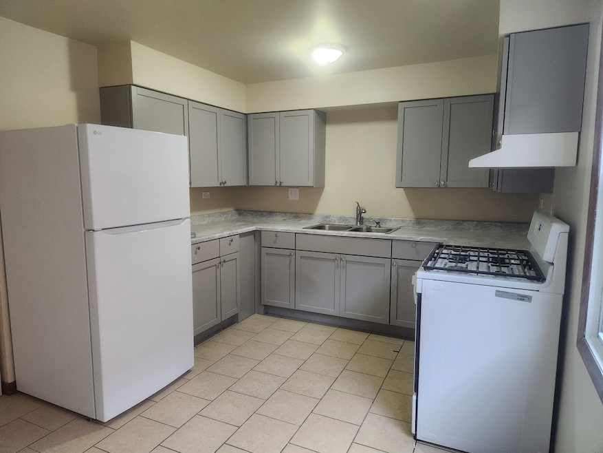 1000 Parkwood Dr unit 1E, Joliet, IL 60432 - photo 1