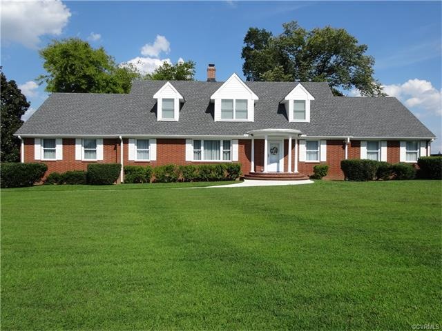 1317 Marl Bank Dr, Hopewell, VA 23860 - photo 1