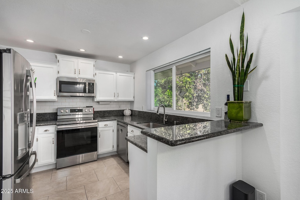 1621 N Longmore St, Chandler, AZ 85224 - photo 1