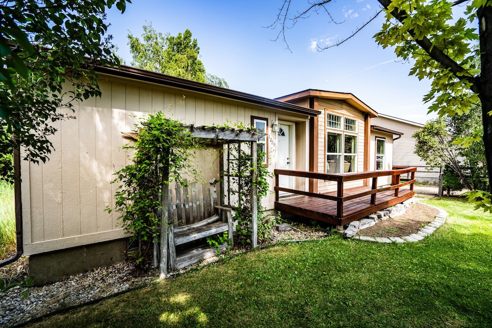 Under Contract $399,000