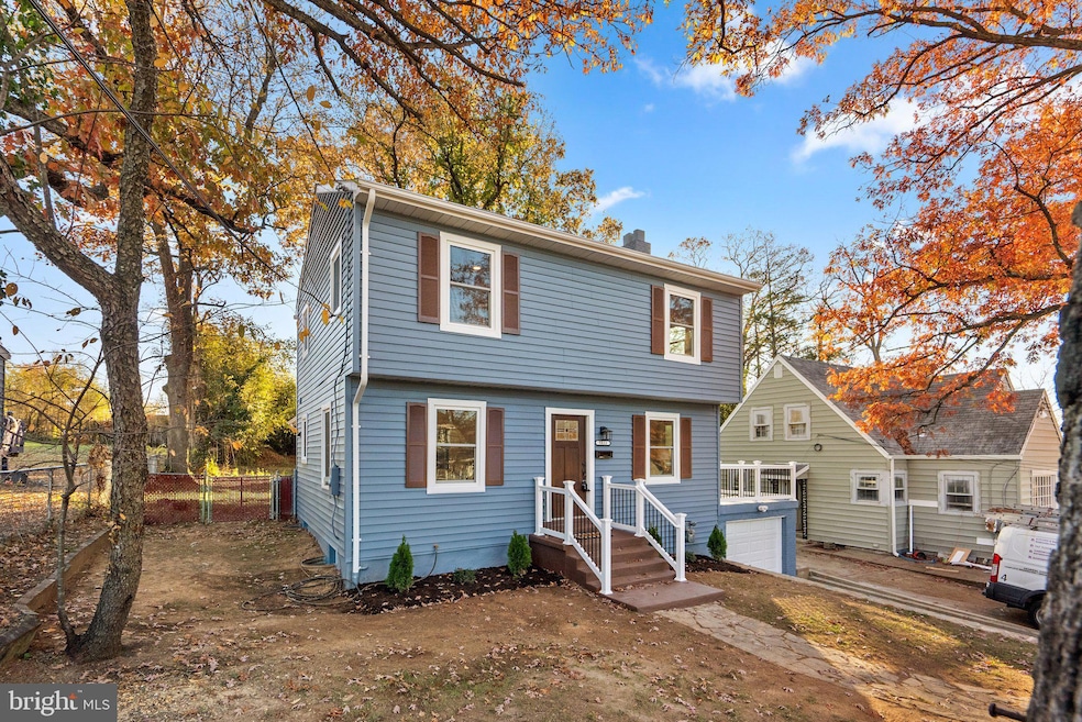 5813 Quintana St, Riverdale, MD 20737 - photo 1