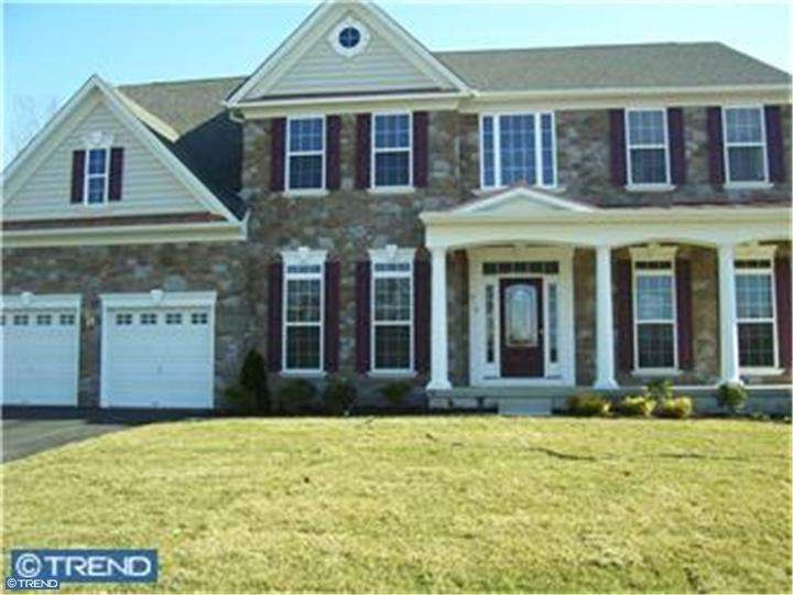 212 Huntingdon Dr, Williamstown, NJ 08094 - photo 1