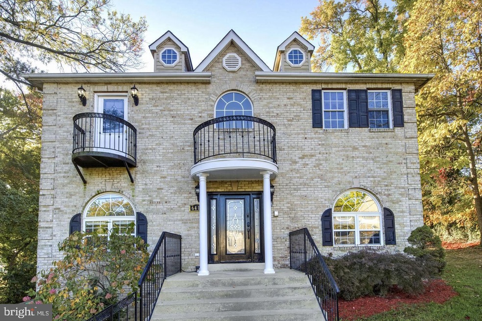 Sold $560,000 • Co-Listing Agent