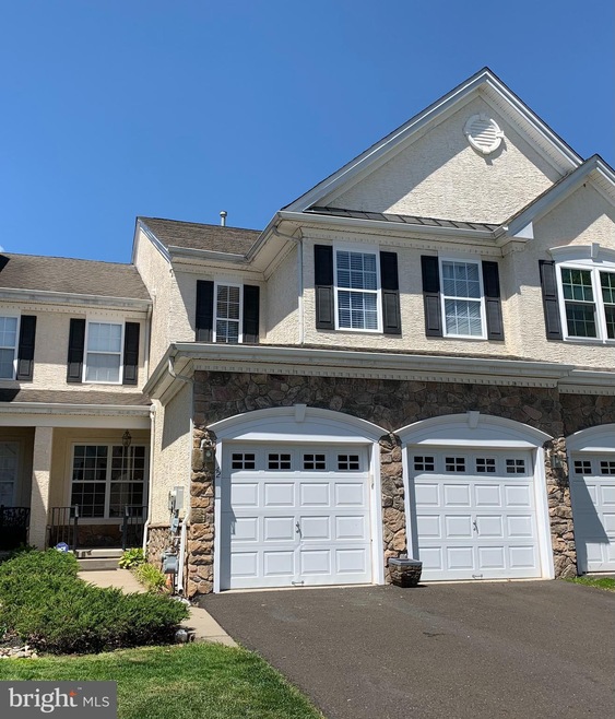 42 Brecknock Ct, Newtown, PA 18940 - photo 1